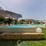 Leonardo - Pool And Private Restaurant Feriested *