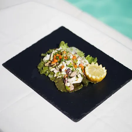 Leonardo - Pool And Private Restaurant * San Foca