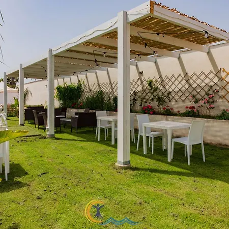 Leonardo - Pool And Private Restaurant Feriested